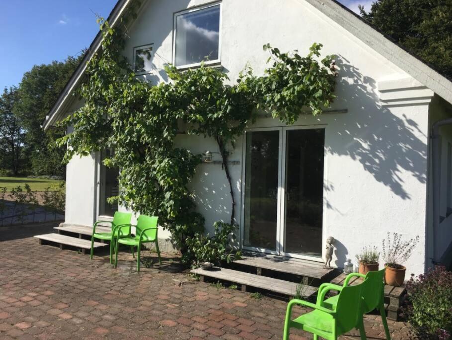 Вилла Skont Hus Pa Landet Taet Pa Billund Гиве Экстерьер фото